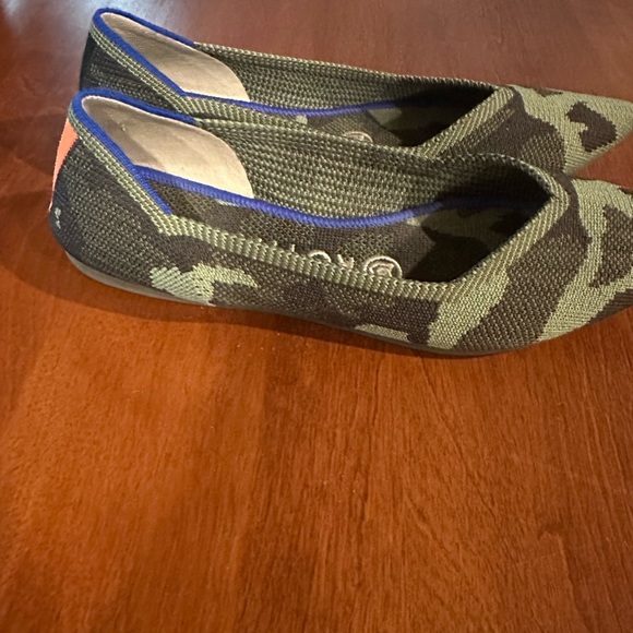 Rothy’s the Point in Spruce Camo - Picture 3 of 4